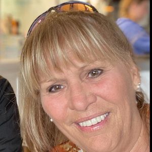 Meet your Posher, Lorraine